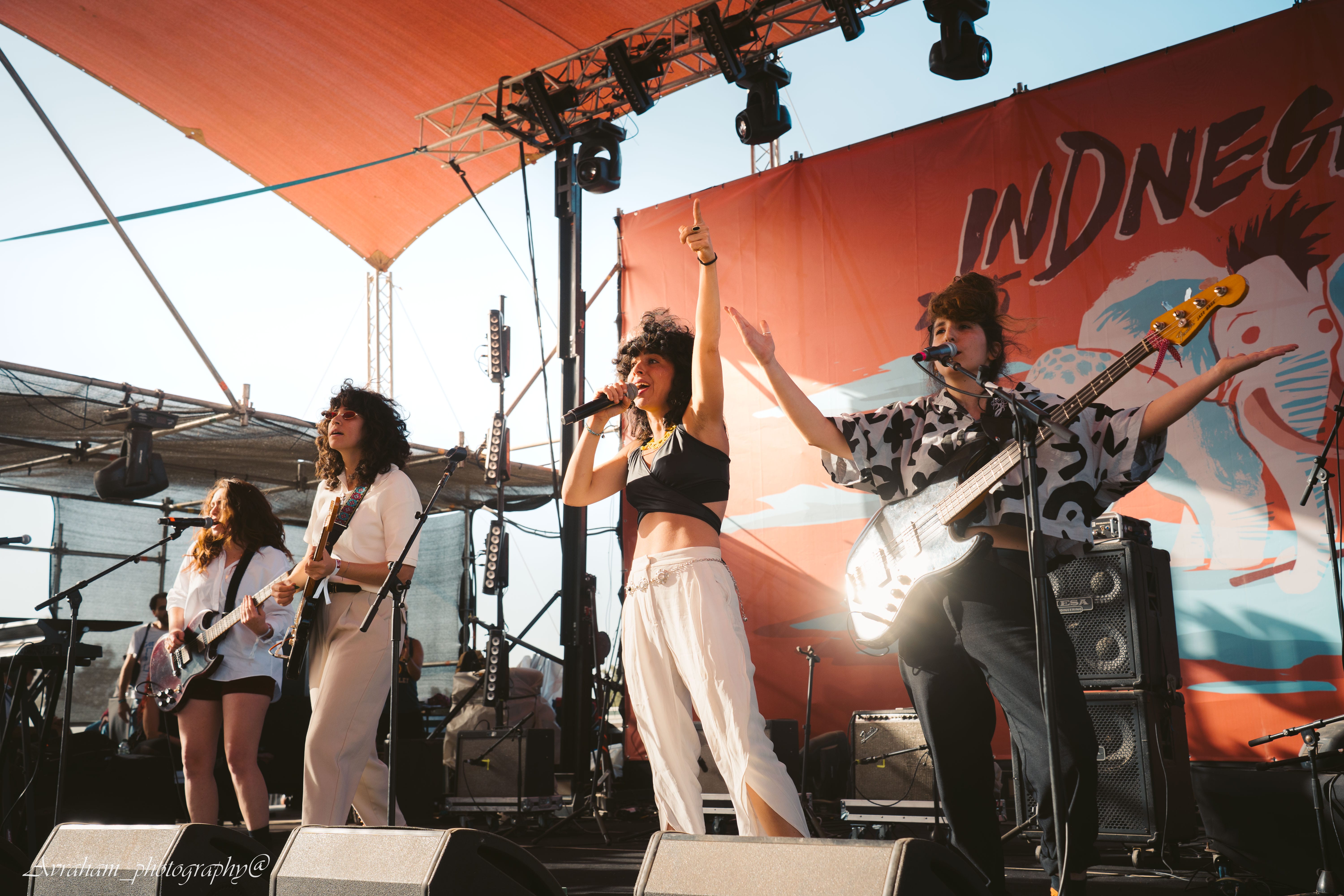 Hazeavot Live Stage